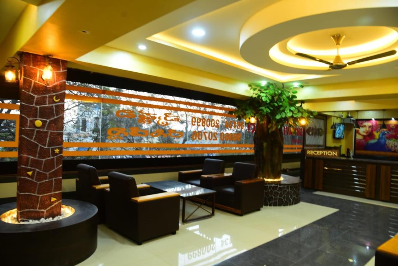 Hotel Vaishnavi Residency Tiptur Tarikere Exterior foto