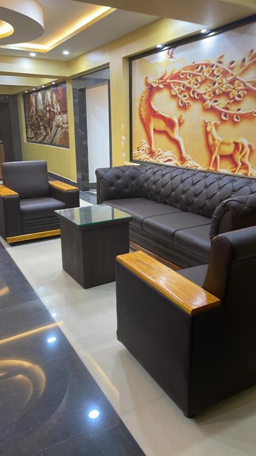Hotel Vaishnavi Residency Tiptur Tarikere Exterior foto